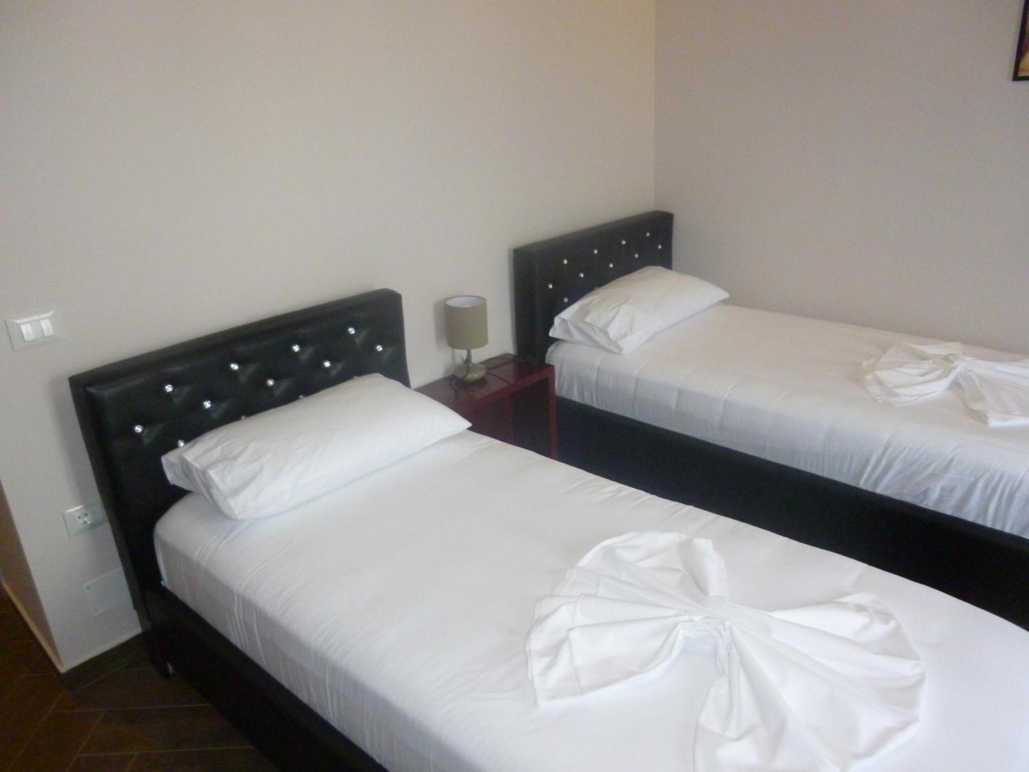 Zverneci Villamaria Hotel מראה חיצוני תמונה