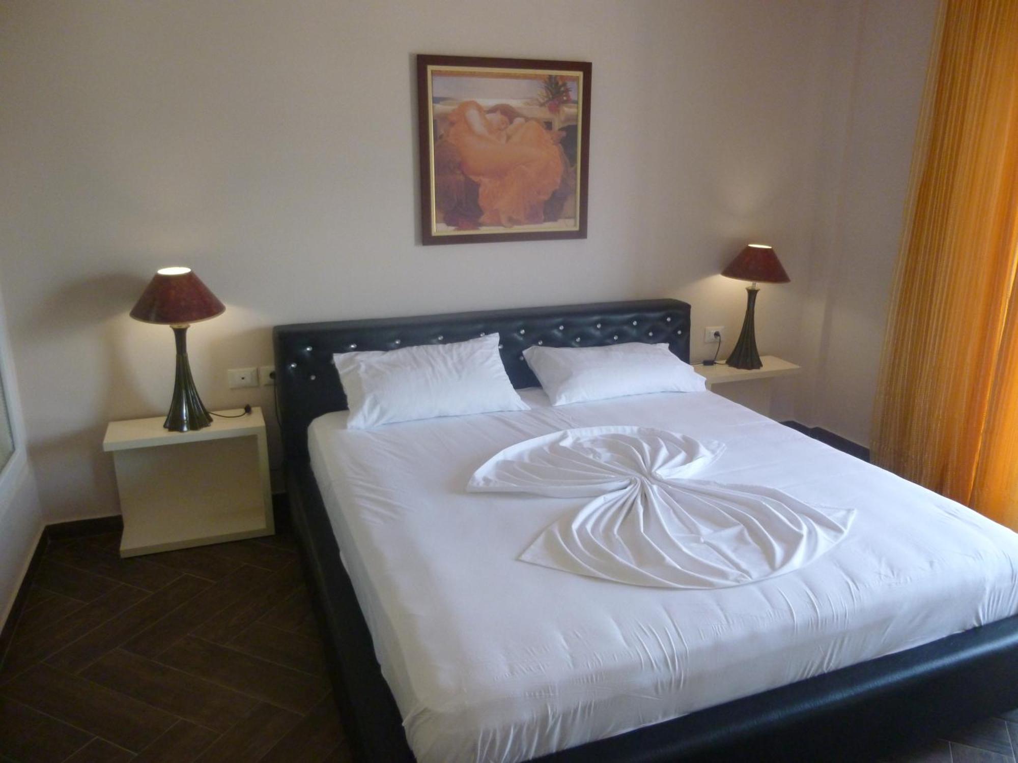 Zverneci Villamaria Hotel מראה חיצוני תמונה
