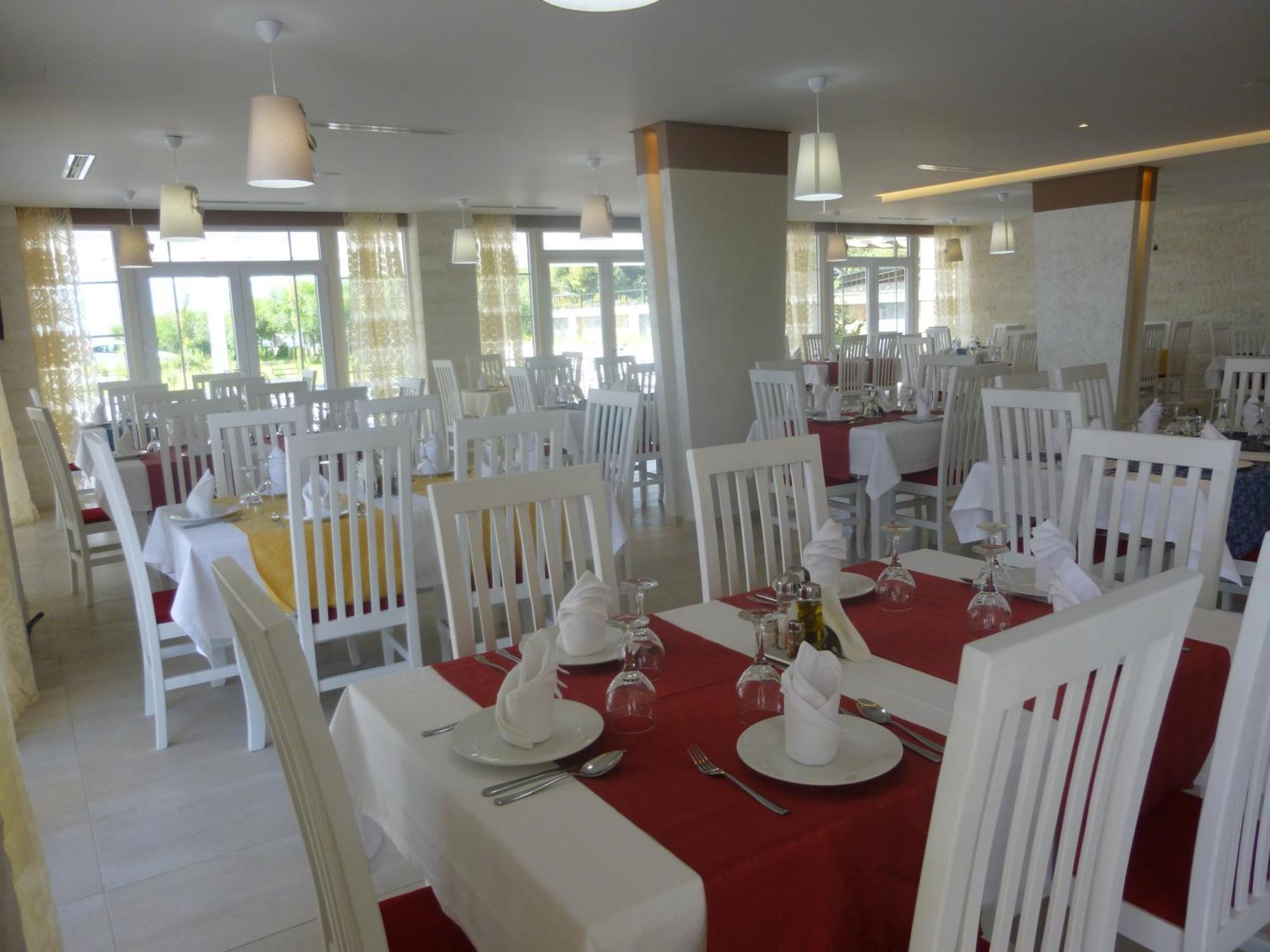 Zverneci Villamaria Hotel מראה חיצוני תמונה